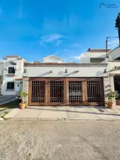 SE VENDE CASA EN CASABLANCA ZONA DORADA - Foto 1